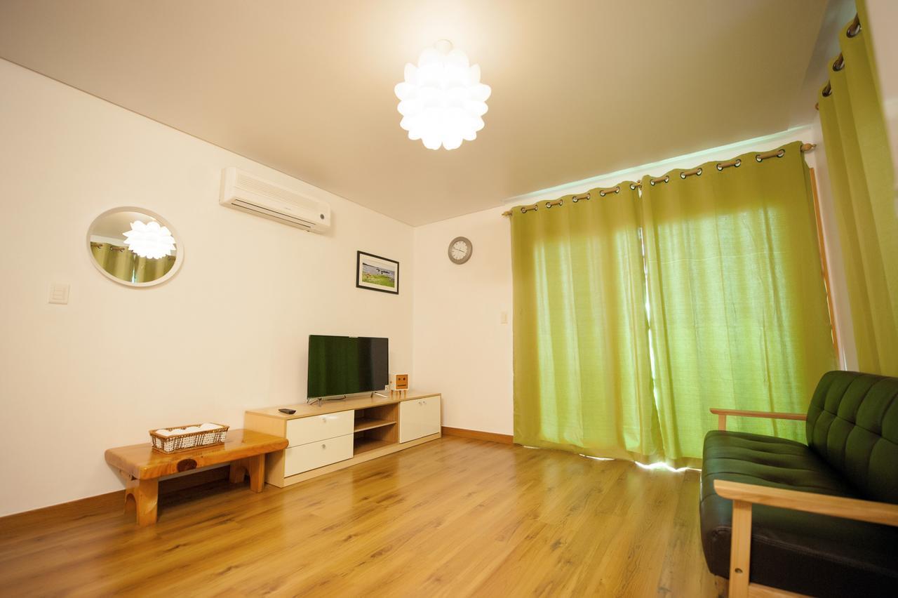 Jeju Sullem Pension Екстер'єр фото