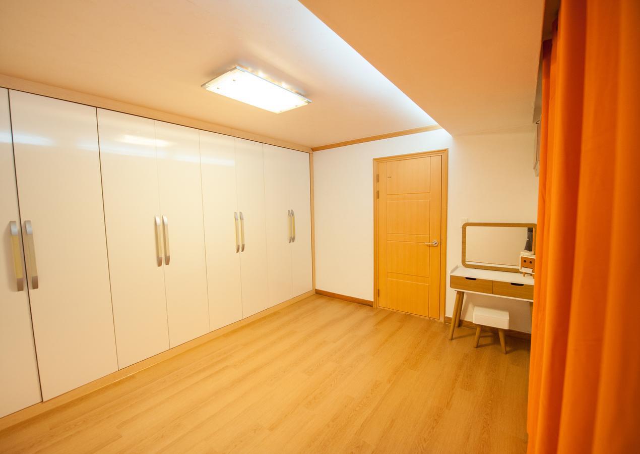Jeju Sullem Pension Екстер'єр фото